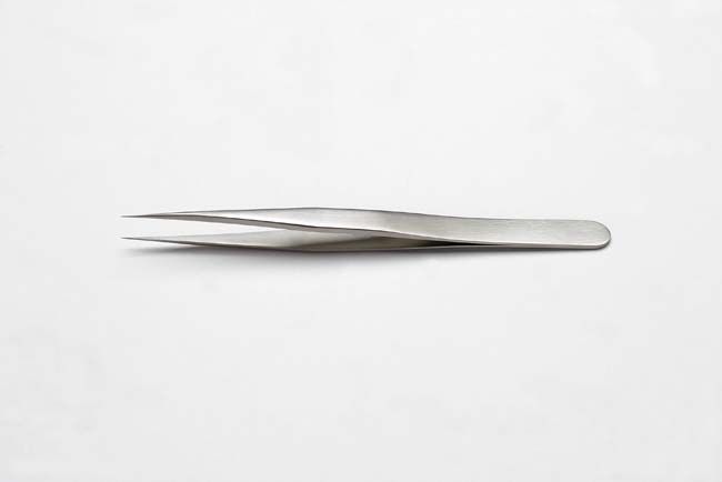 Excelta Reverse-Action Tweezers General precision; Straight tips; Serrated
